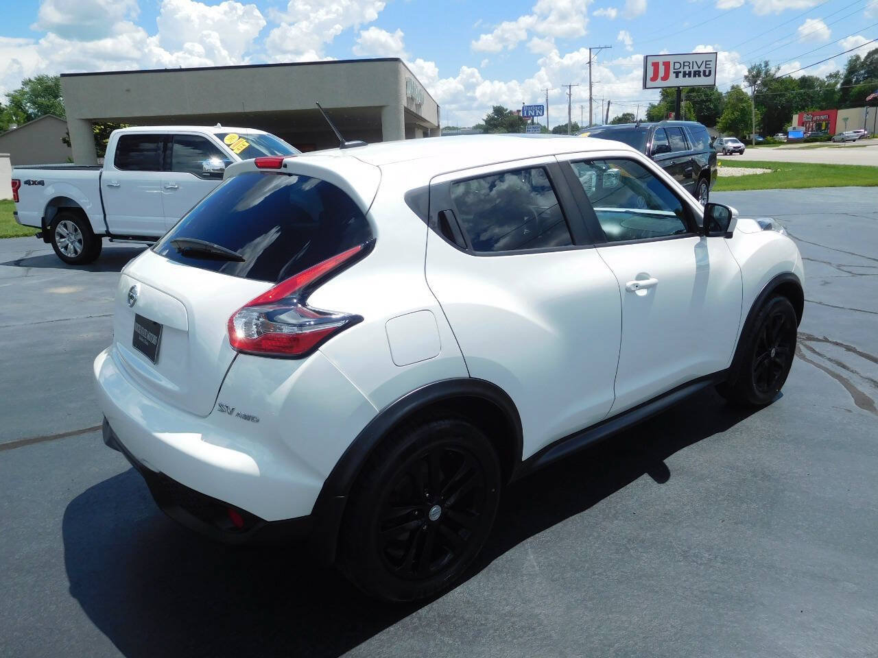 Used 2016 Nissan Juke SV w/ Technology Package AWD/4WD image 7
