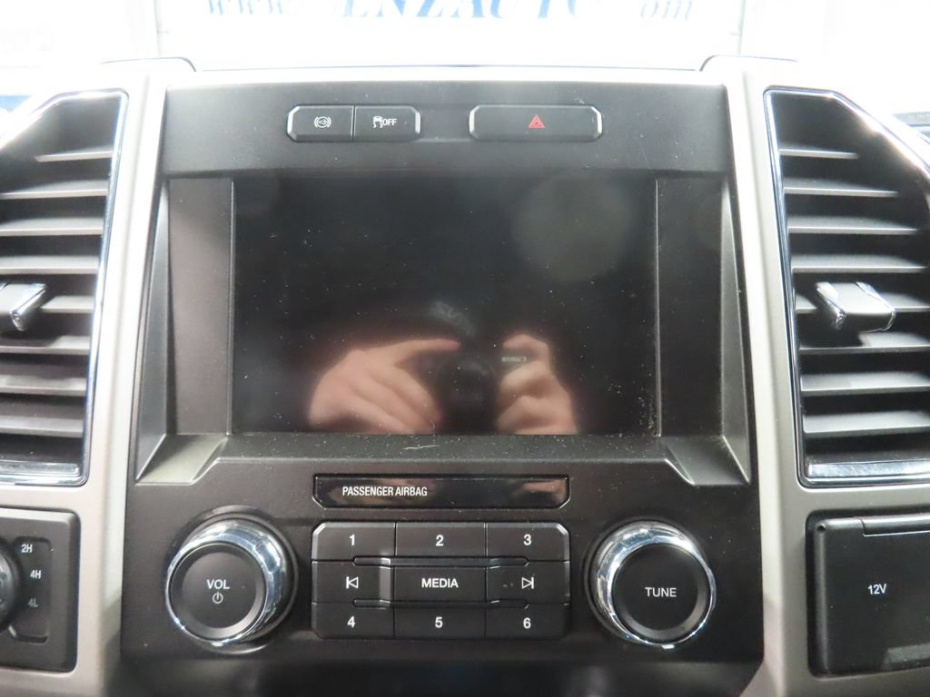Used 2021 Ford F250 Lariat w/ Lariat Value Package AWD/4WD image 45