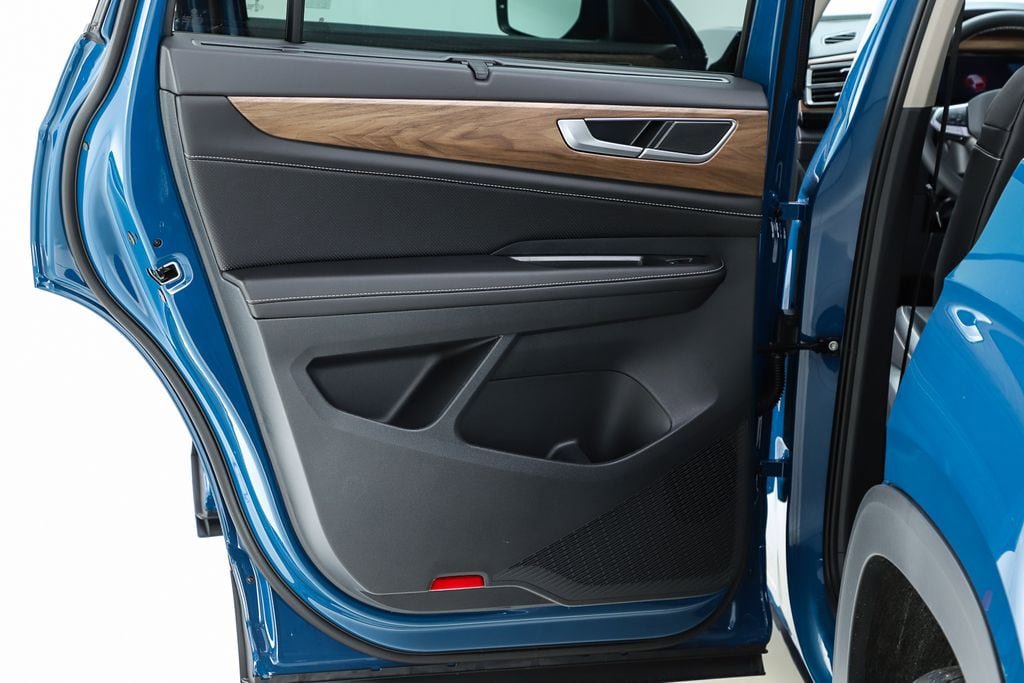 New 2026 Volkswagen Atlas SE image 56