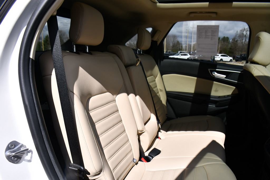 Used 2024 Ford Edge SEL w/ Convenience Package AWD/4WD image 18