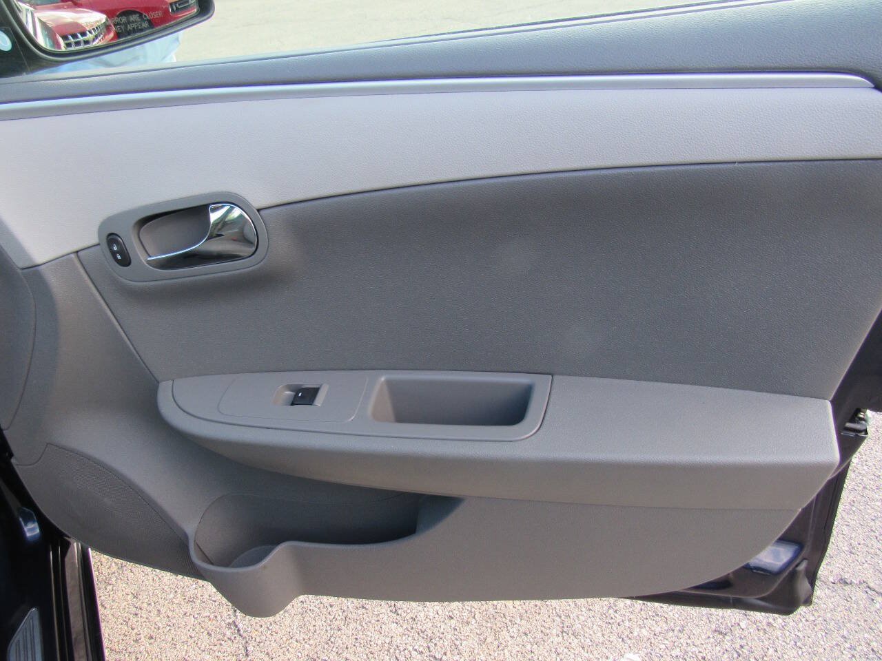 Used 2010 Chevrolet Malibu LT FWD image 21