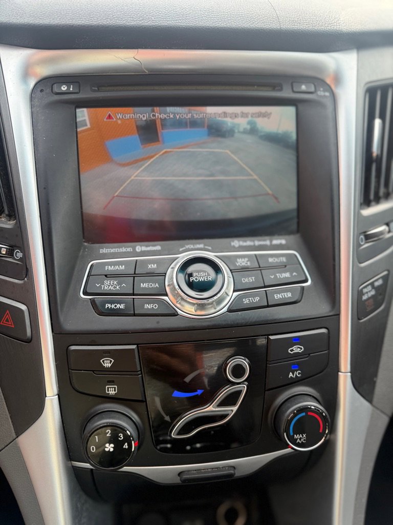 Used 2012 Hyundai Sonata SE w/ Navigation & Sunroof Pkg image 9
