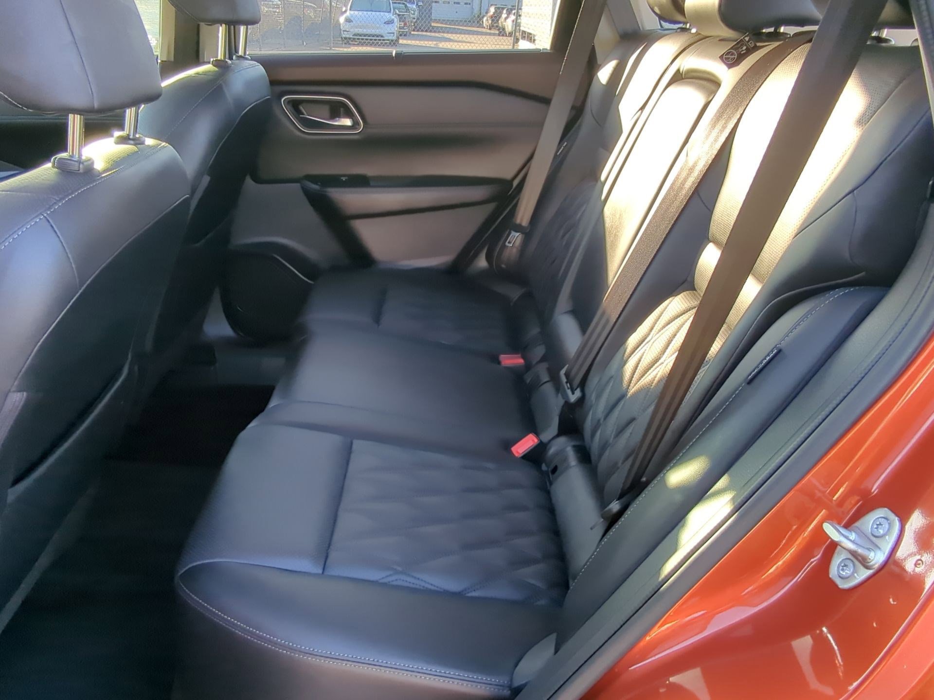 Used 2022 Nissan Rogue Platinum w/ Head-Up Display Package image 28