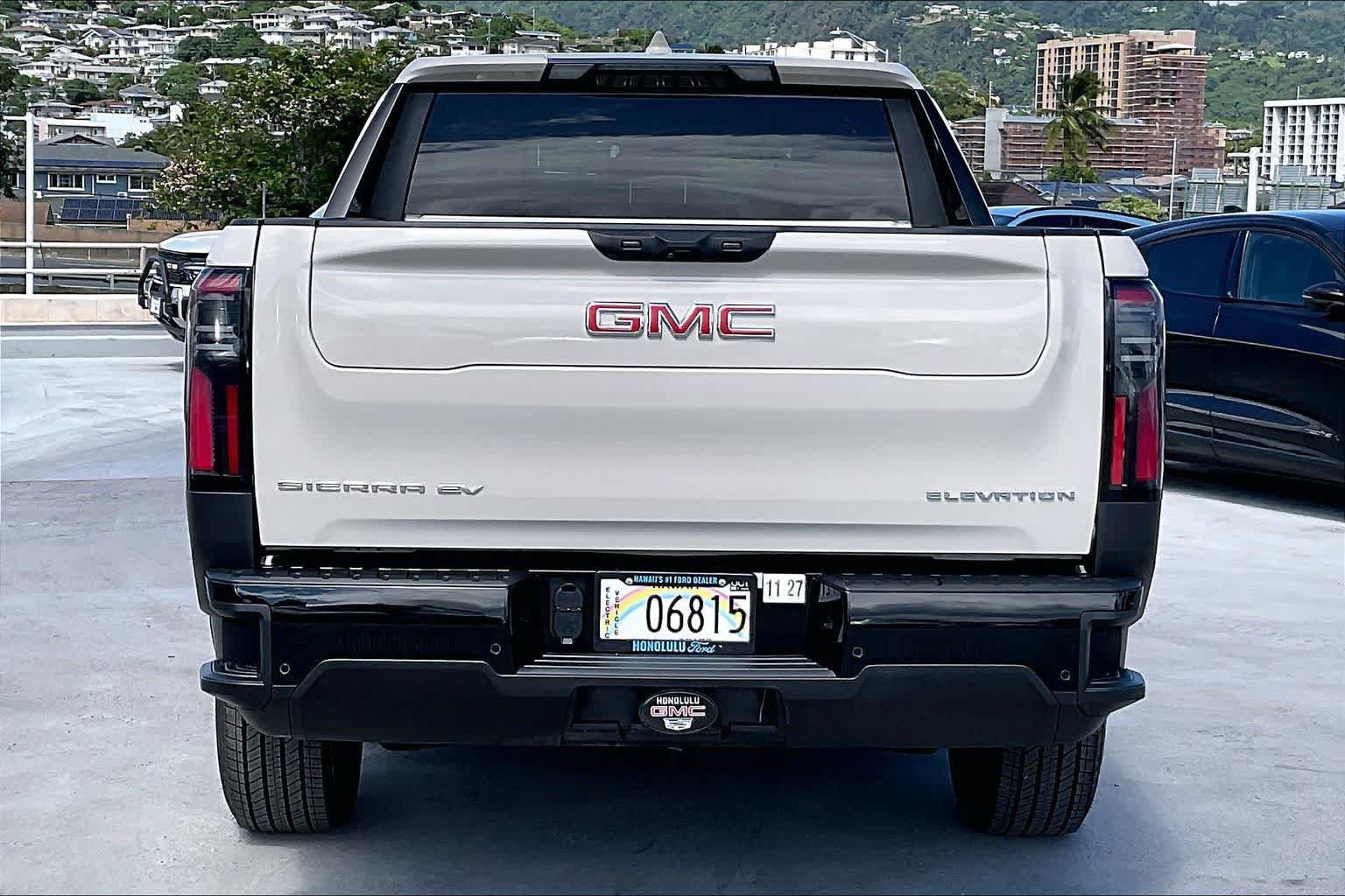 Used 2026 GMC Sierra EV Elevation AWD/4WD image 5