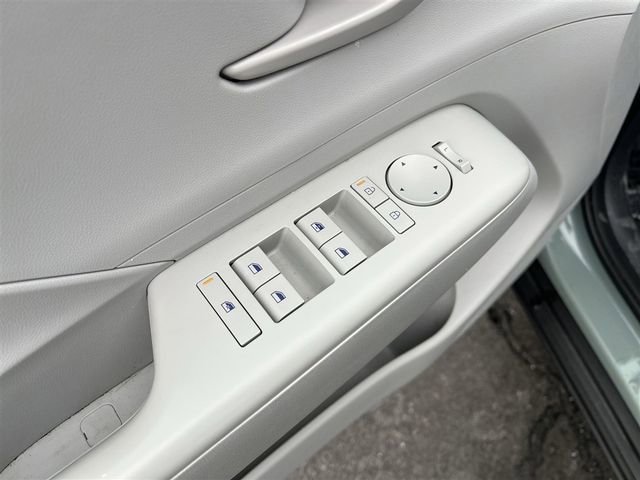 Used 2024 Hyundai Kona SEL image 18