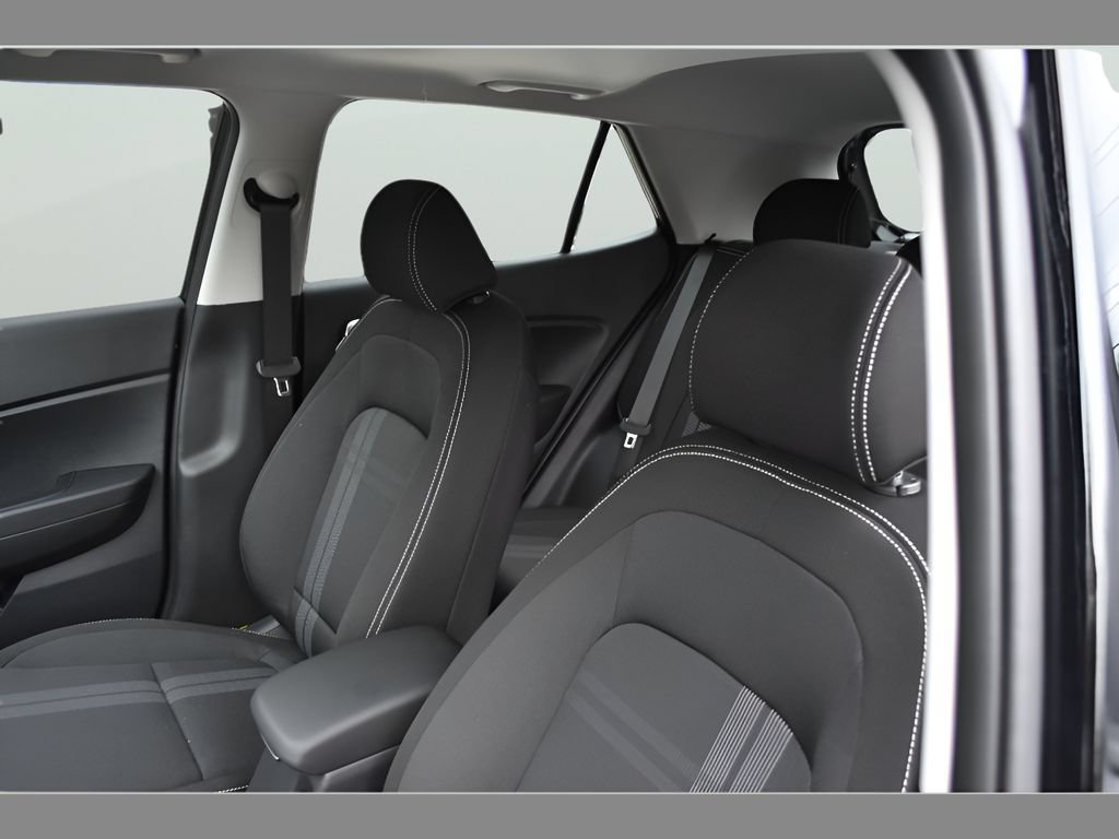 New 2026 Hyundai Venue SEL FWD image 28