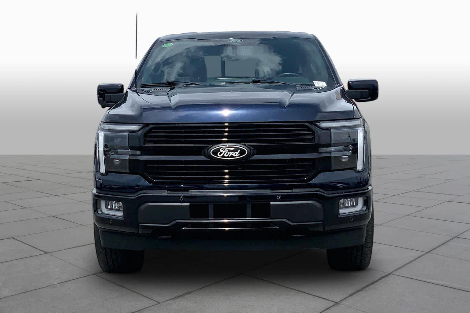 Certified 2025 Ford F150 Platinum AWD/4WD image 4