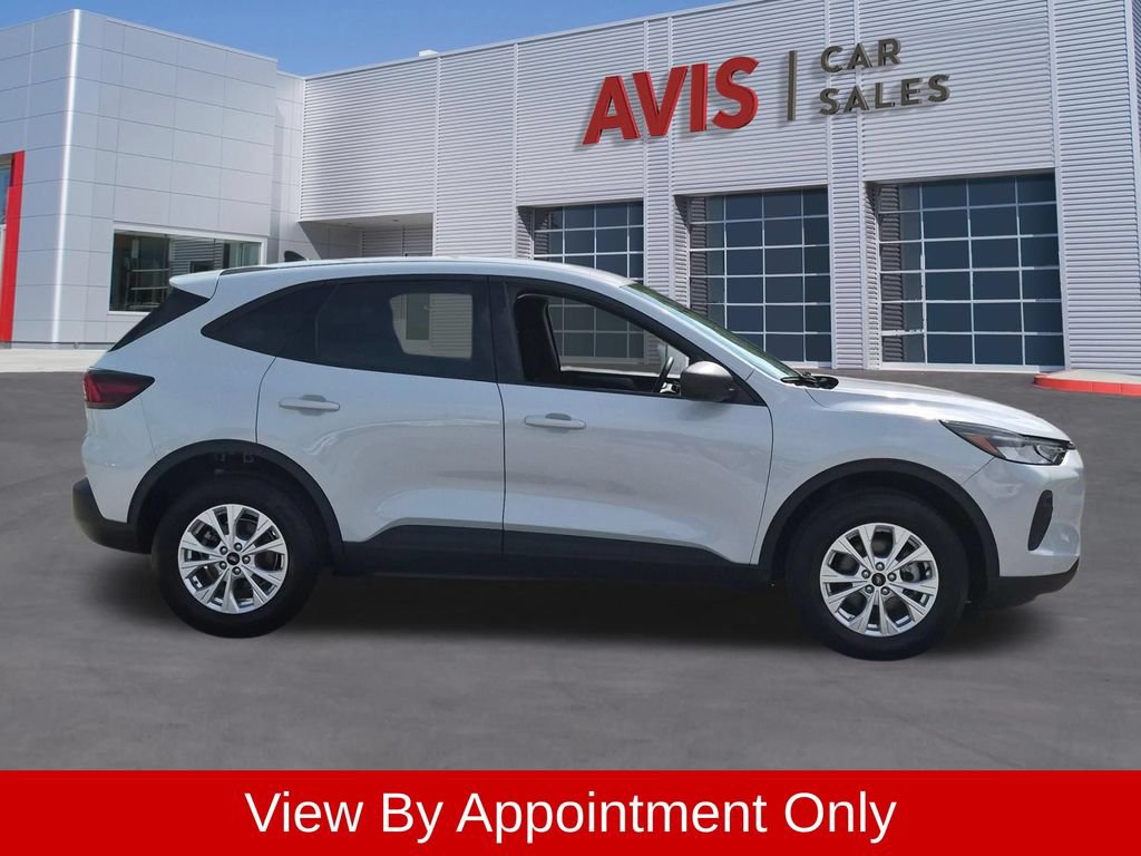 Used 2025 Ford Escape Active AWD/4WD image 5