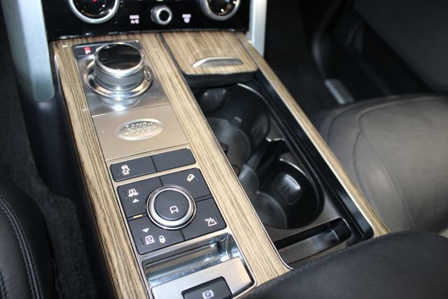 Used 2018 Land Rover Range Rover Supercharged AWD/4WD image 23