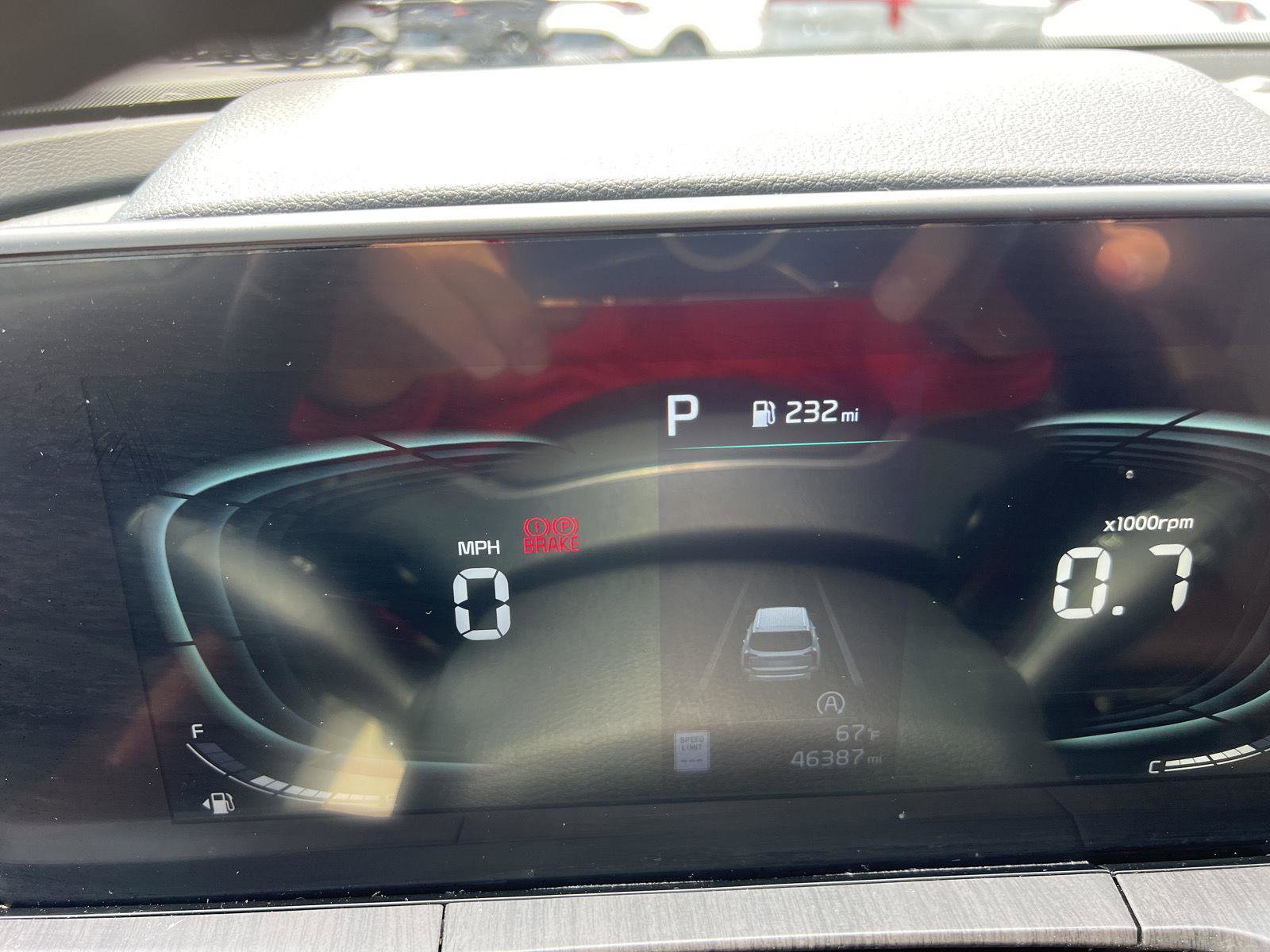 Used 2024 Kia Telluride EX w/ EX Captain's Chair Package image 13