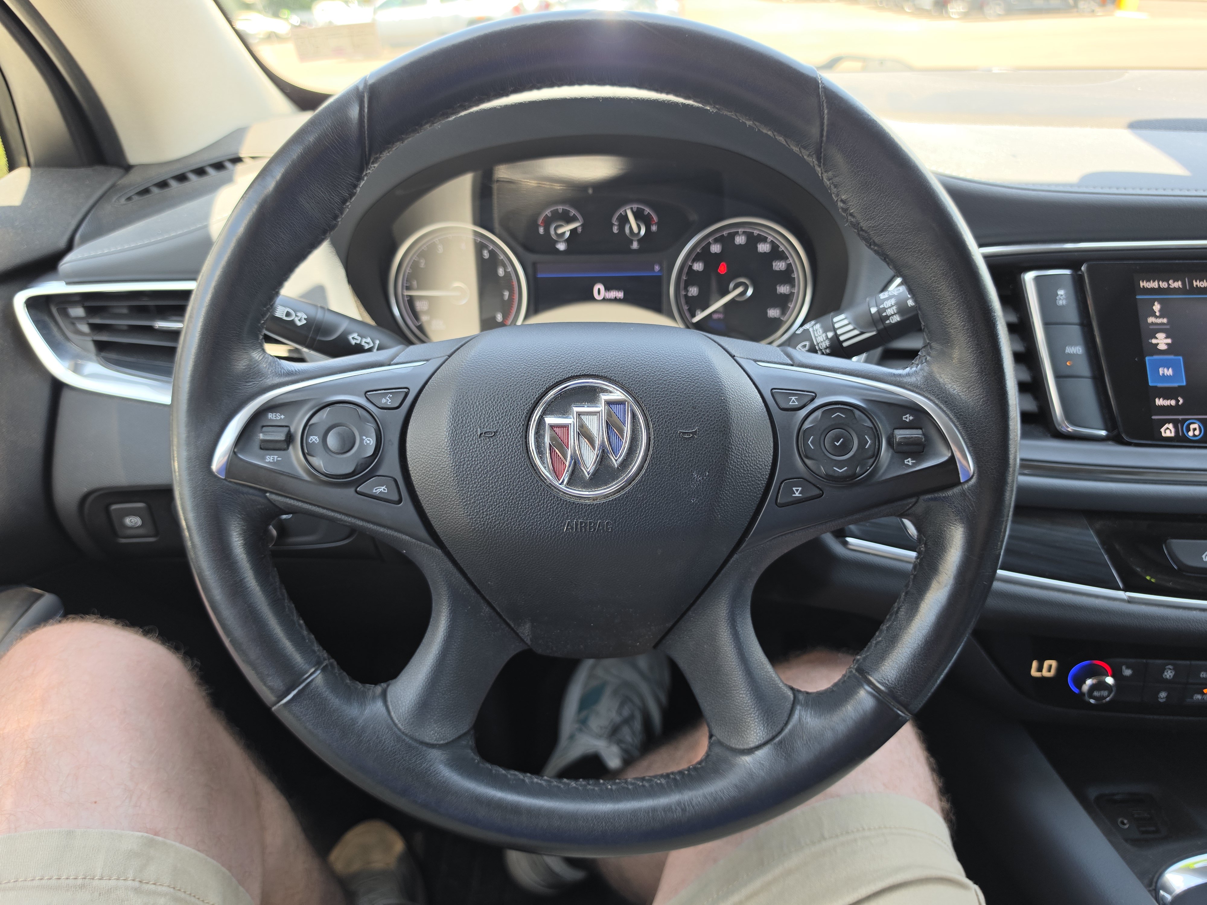 Used 2021 Buick Enclave Essence AWD/4WD image 19