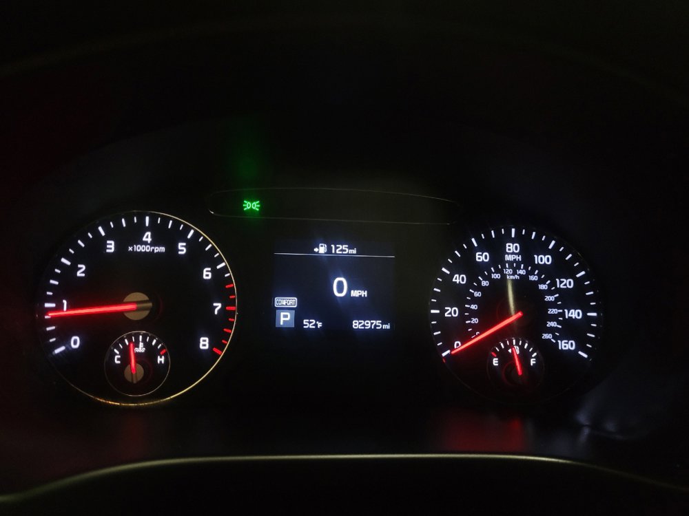 Used 2019 Kia Sorento AWD V6 image 23
