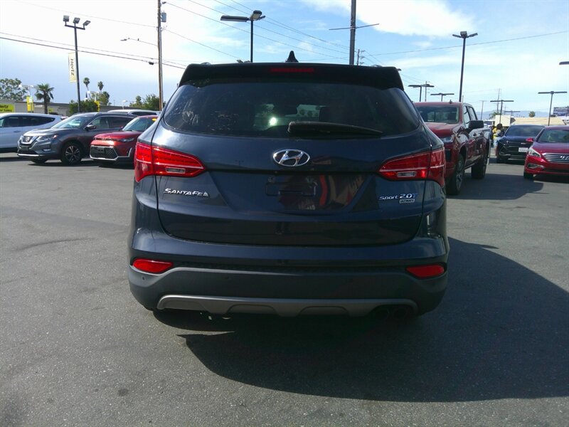 Used 2016 Hyundai Santa Fe Sport 2.0T w/ Option Group 05 FWD image 5
