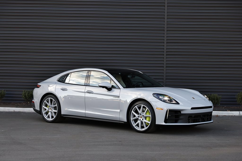 New 2026 Porsche Panamera 4 image 9