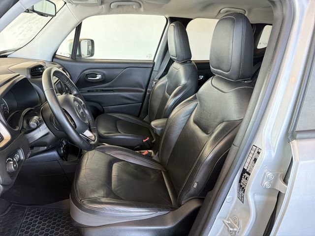 Used 2017 Jeep Renegade Limited image 19