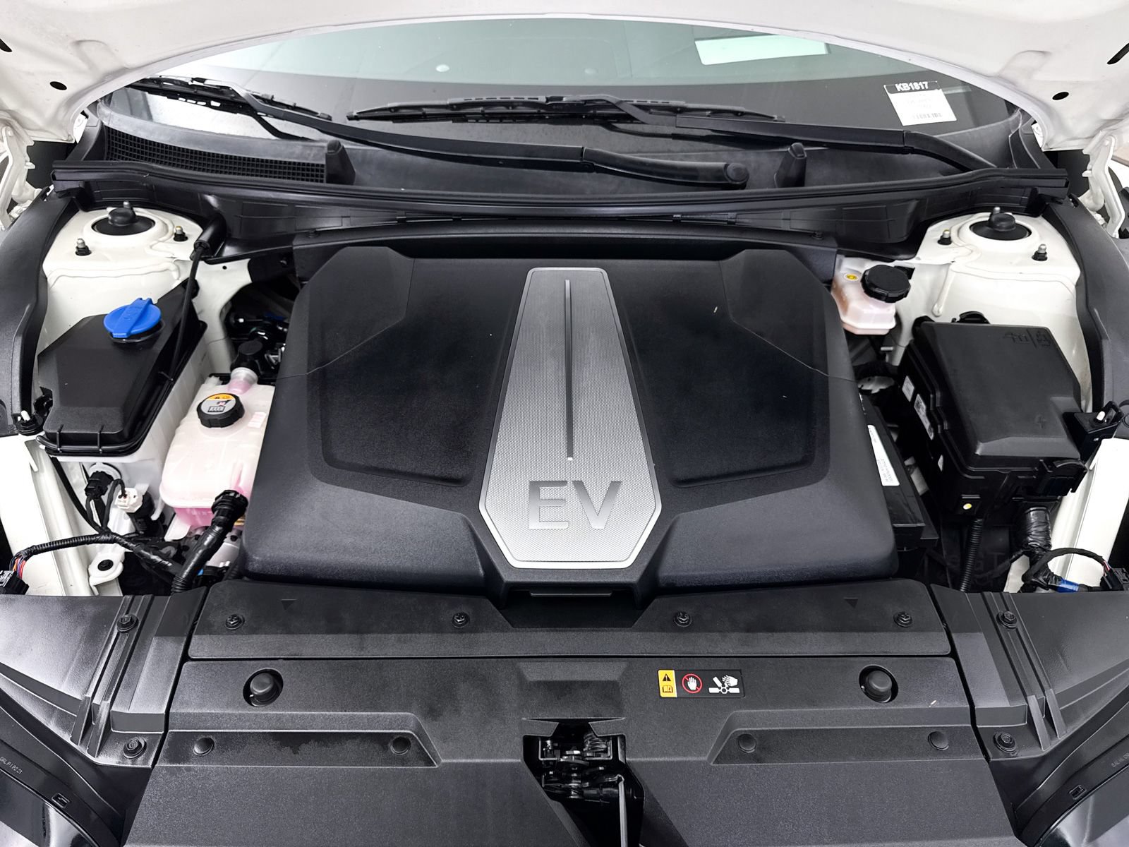 Used 2023 Kia EV6 GT-Line AWD/4WD image 10