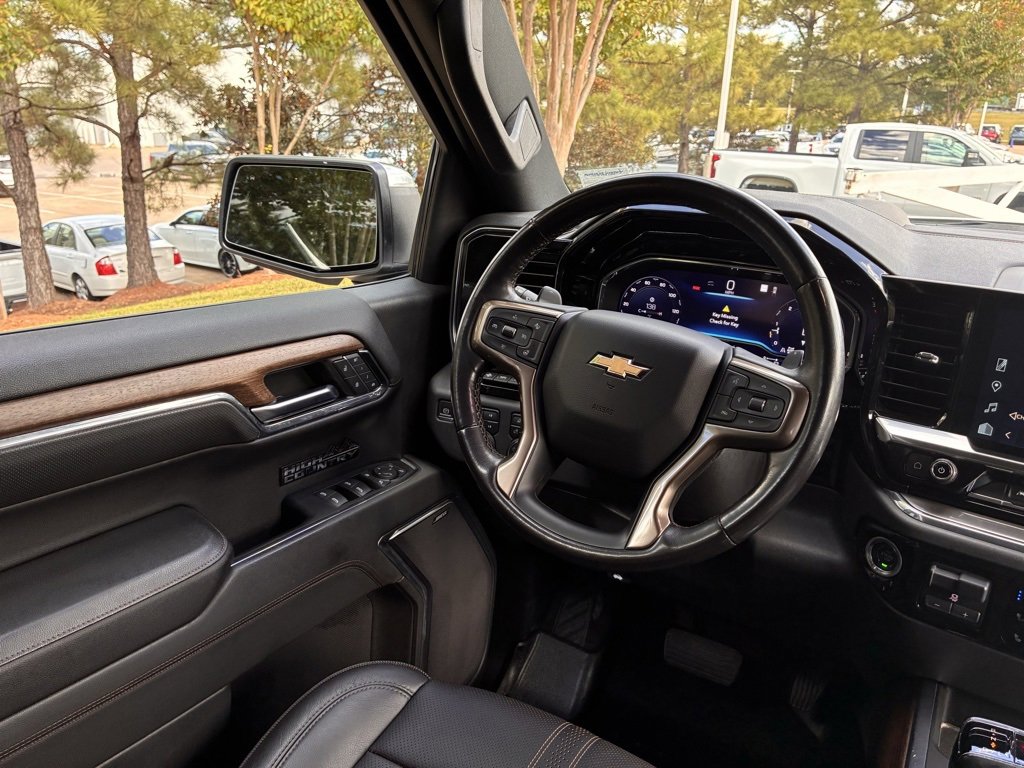 Used 2023 Chevrolet Silverado 1500 High Country w/ Technology Package image 23