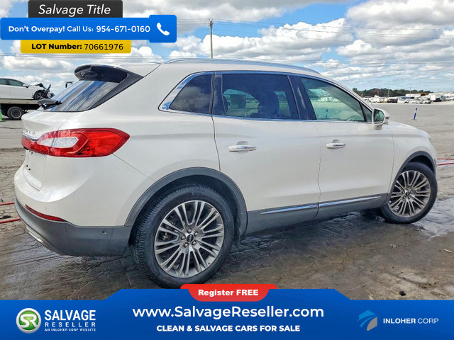 Used 2016 Lincoln MKX Reserve w/ Technology Package FWD image 4
