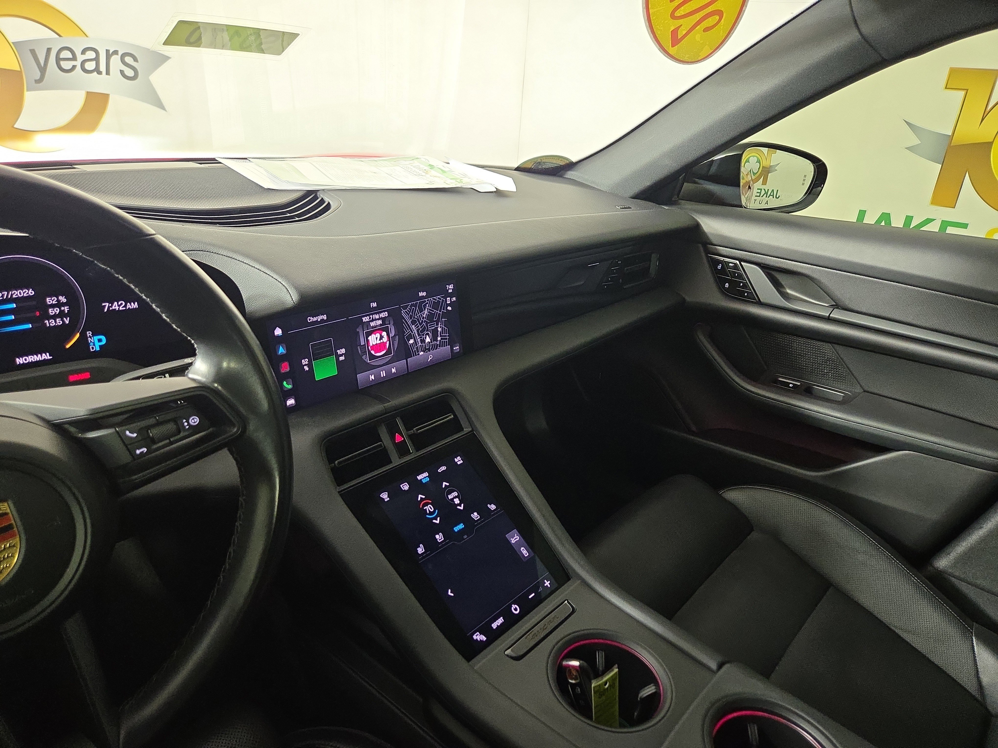 Used 2021 Porsche Taycan 4S image 25