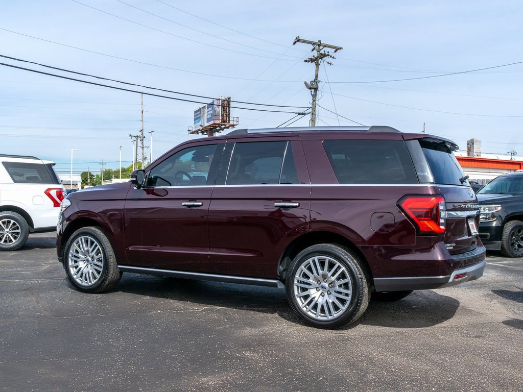 Used 2024 Ford Expedition Limited image 9