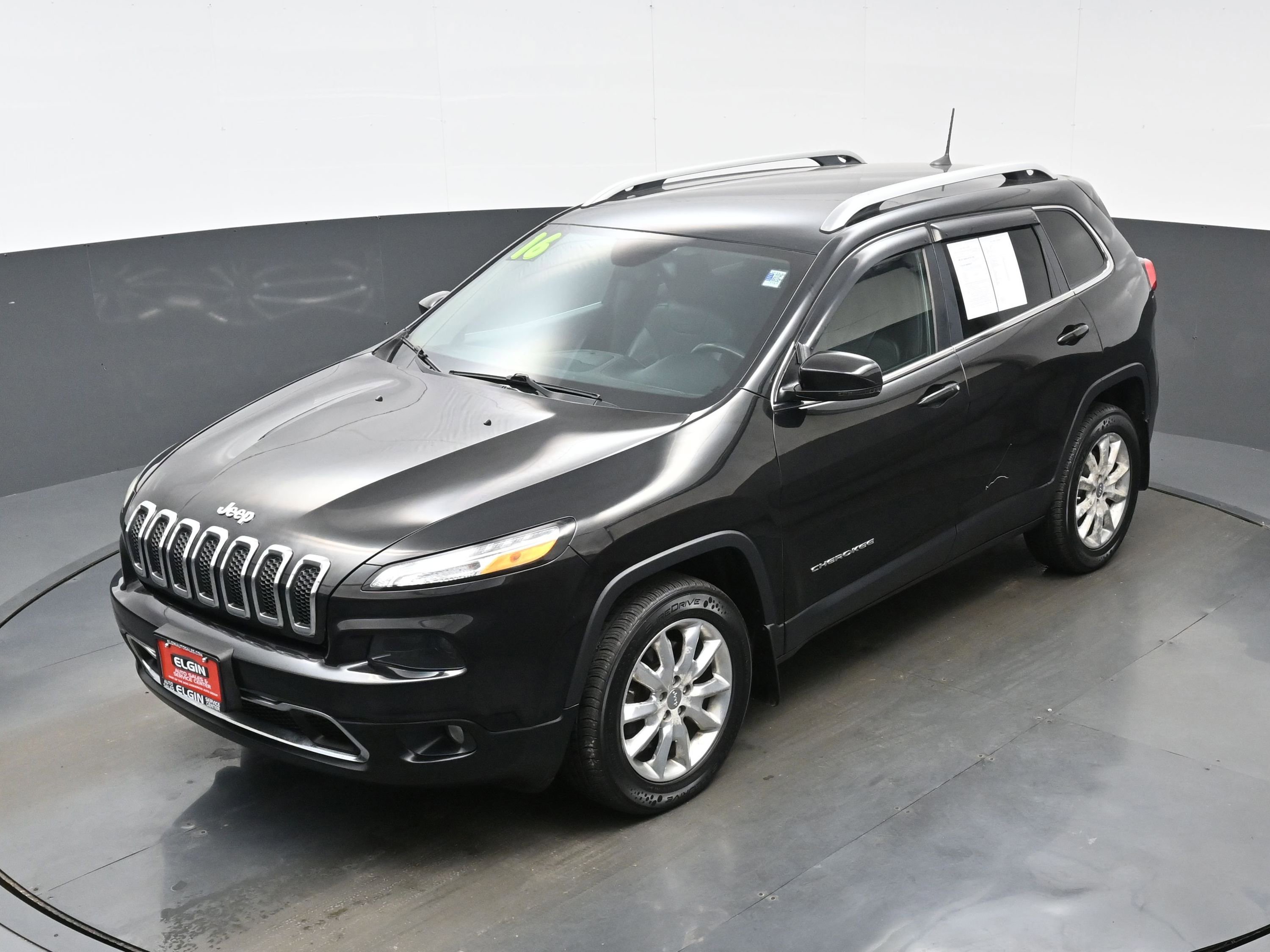 Used 2016 Jeep Cherokee Limited AWD/4WD image 31