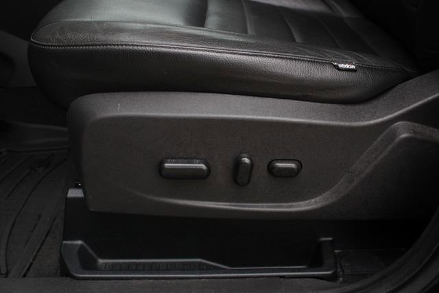 Used 2017 Ford Escape SE image 3