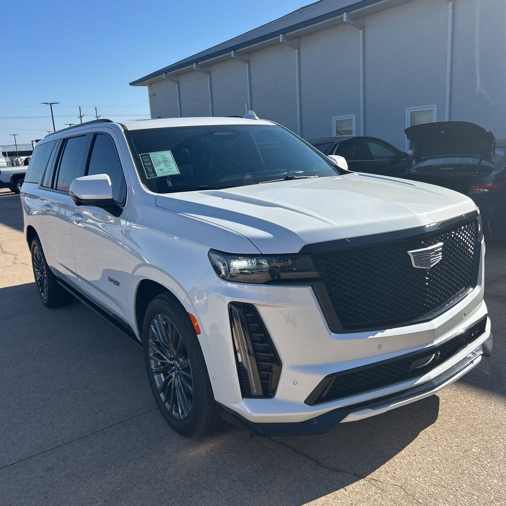Used 2023 Cadillac Escalade ESV V image 1