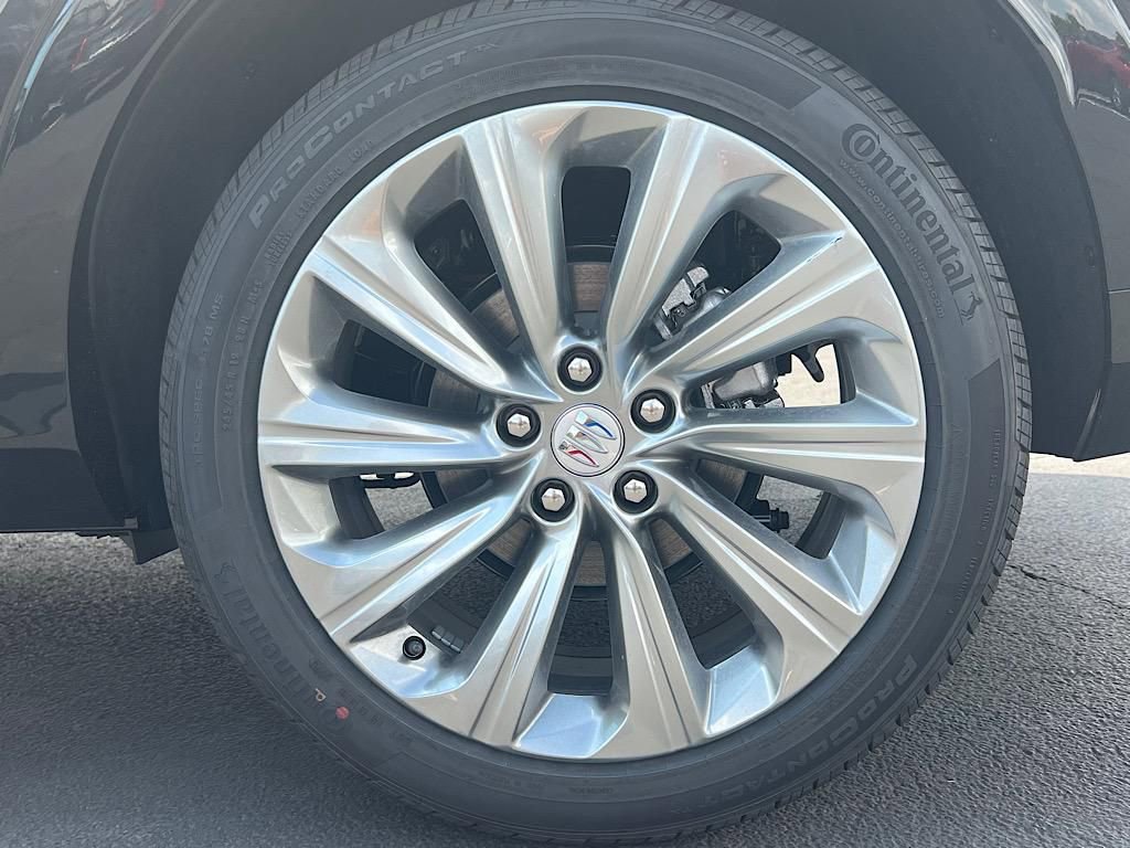 New 2025 Buick Envista Avenir image 29