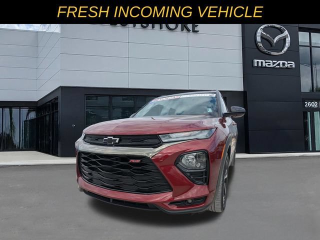 Used 2023 Chevrolet TrailBlazer RS w/ Sun and Liftgate Package FWD image 7