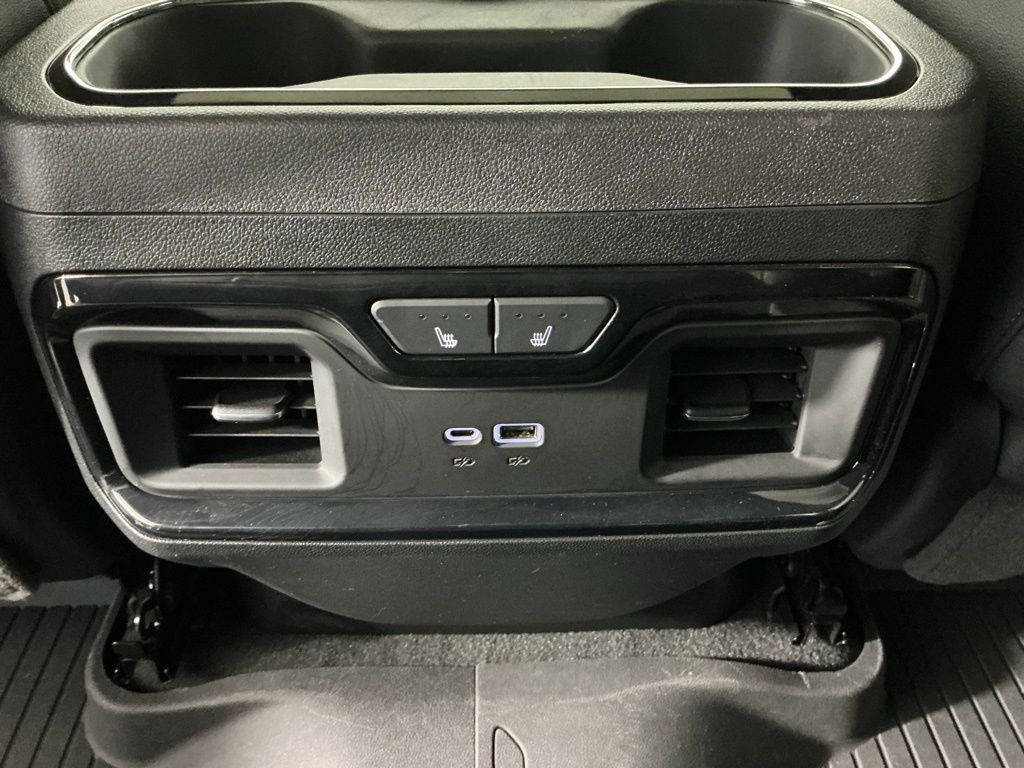 Used 2024 Chevrolet Silverado 2500 ZR2 w/ ZR2 Bison Edition image 12