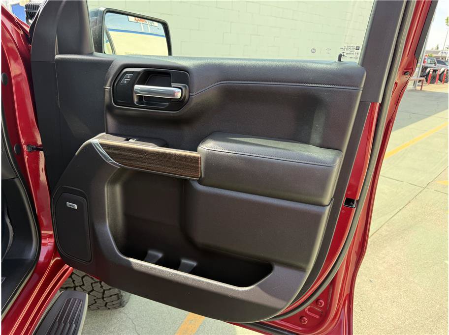 Used 2019 Chevrolet Silverado 1500 LT Trail Boss AWD/4WD image 26