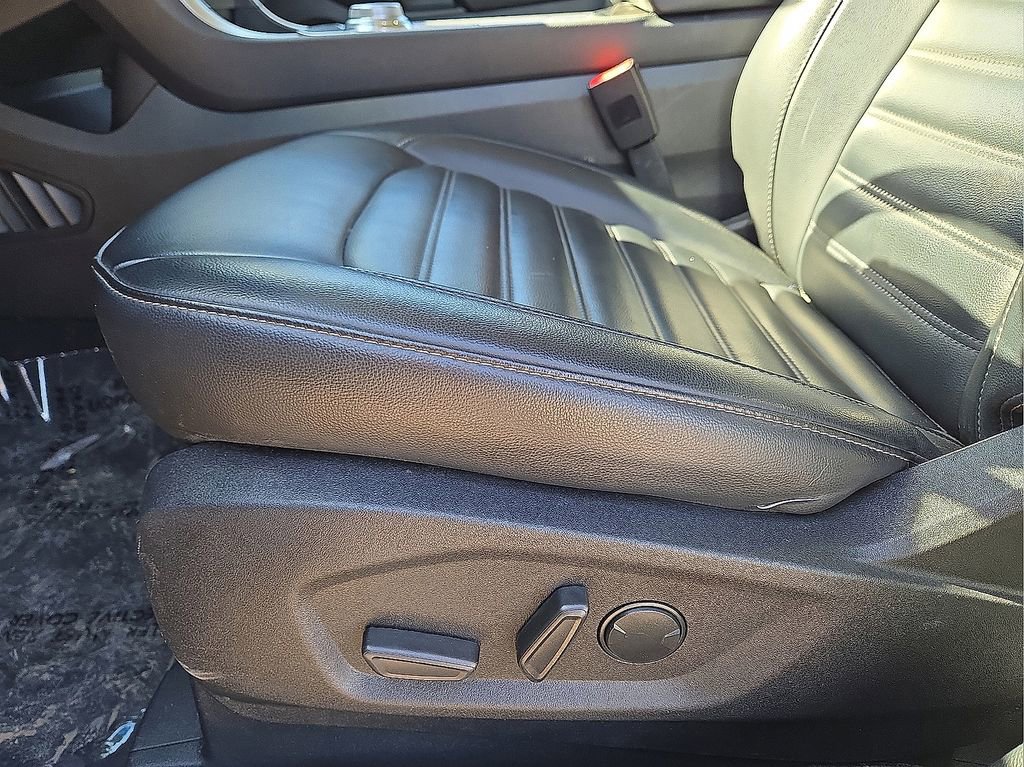 Used 2024 Ford Edge SEL image 22