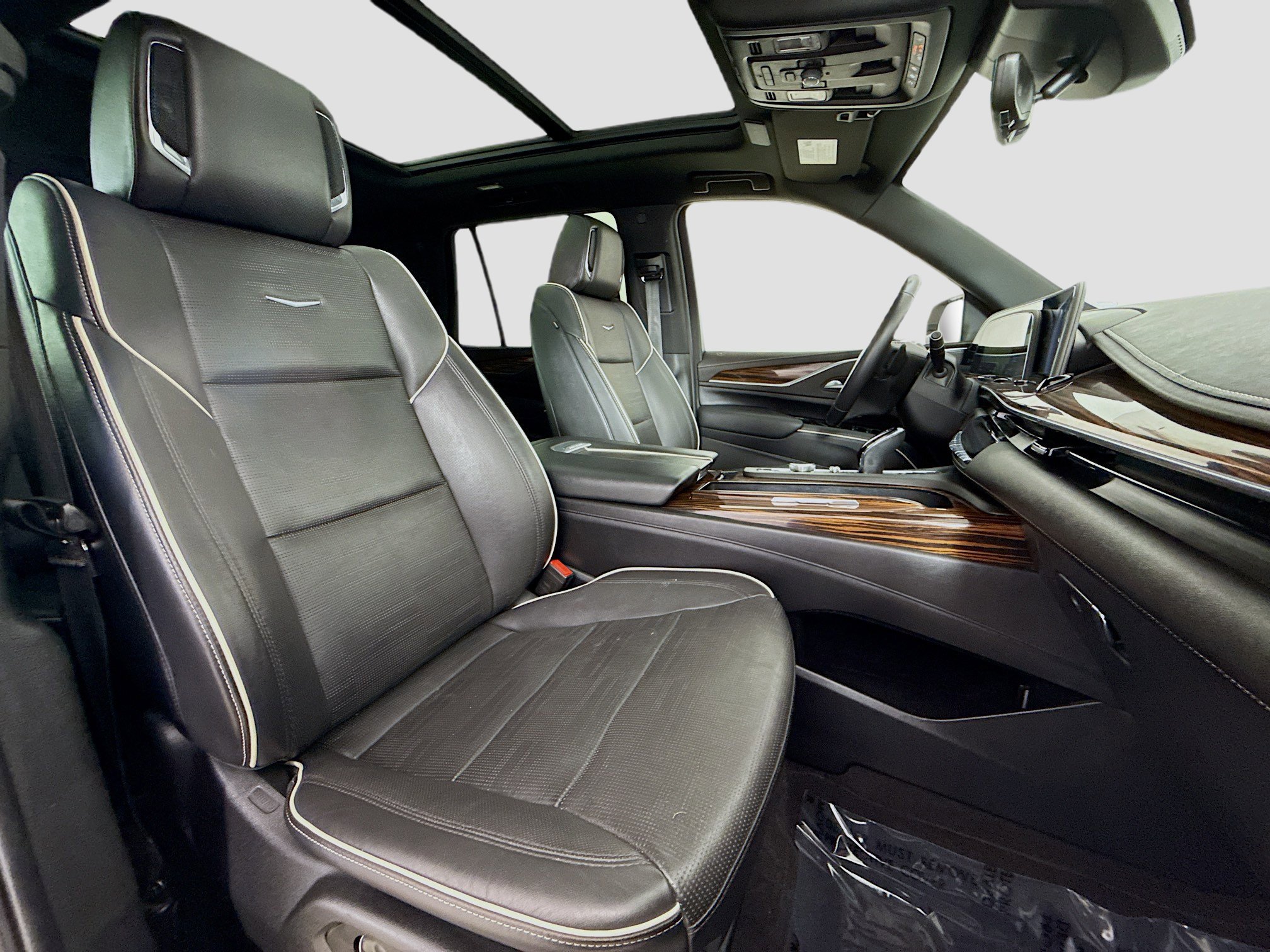 Used 2023 Cadillac Escalade Premium Luxury w/ LPO, Floor Liner Package AWD/4WD image 31