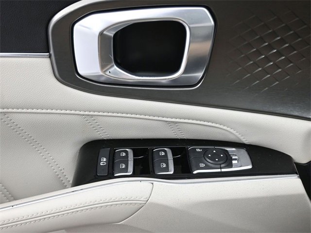 Used 2022 Kia Sorento SX image 27