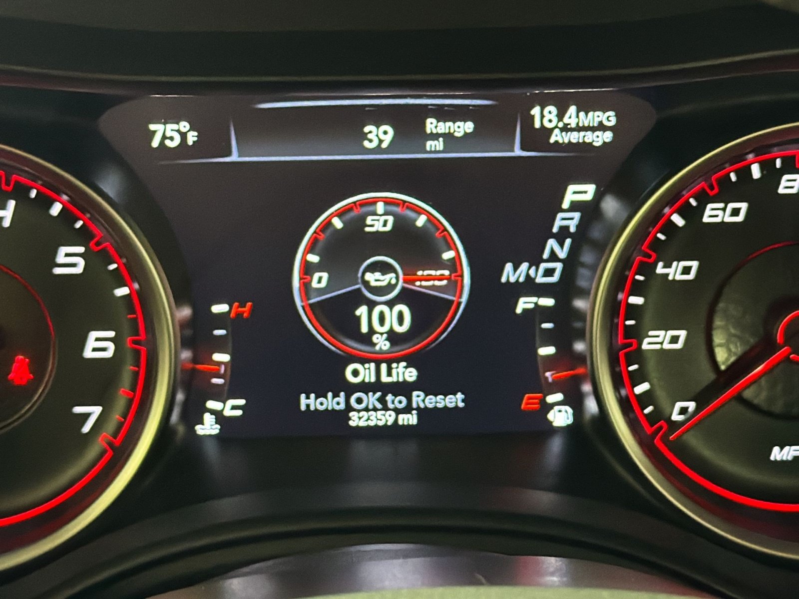 Used 2023 Dodge Charger R/T w/ Plus Group RWD image 17