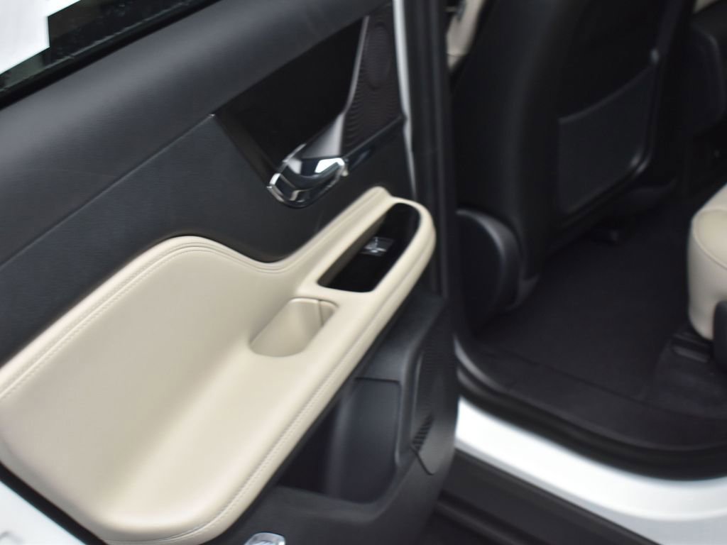 New 2026 Lincoln Corsair Grand Touring AWD/4WD image 12