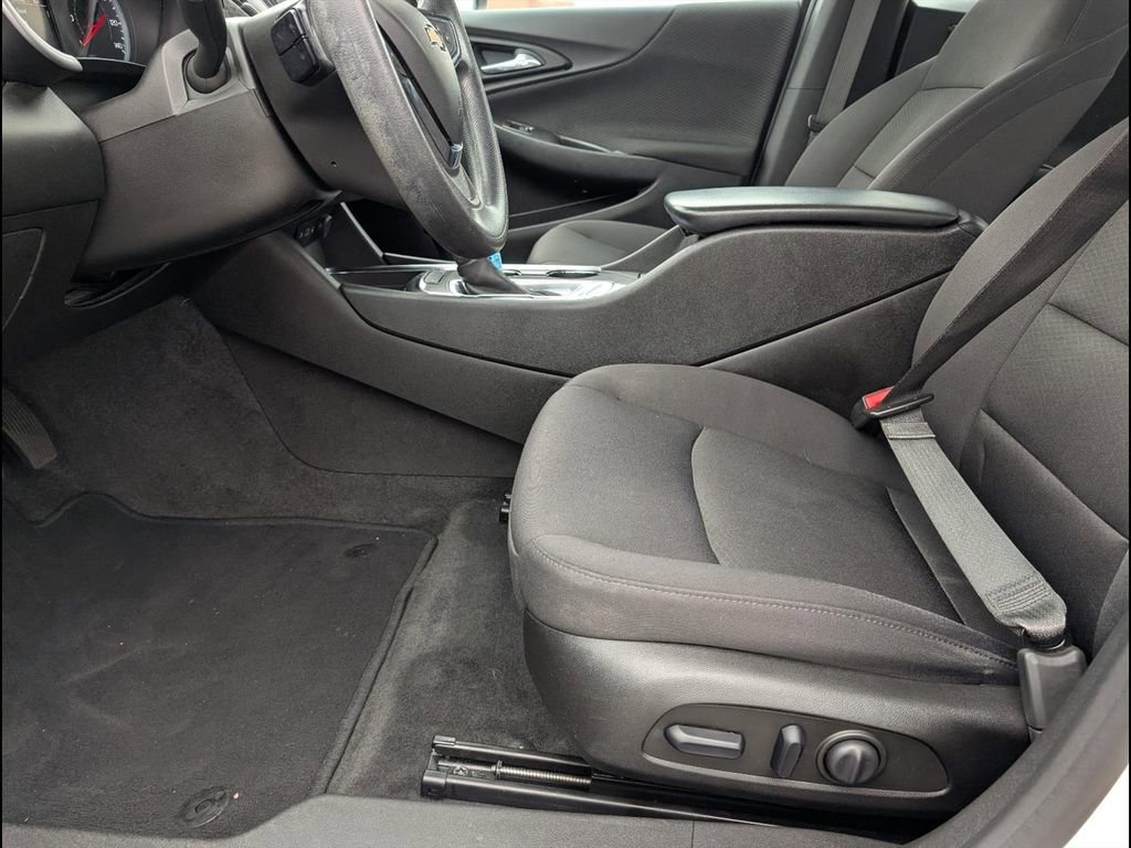 Used 2021 Chevrolet Malibu LS w/ Driver Confidence Package II image 12