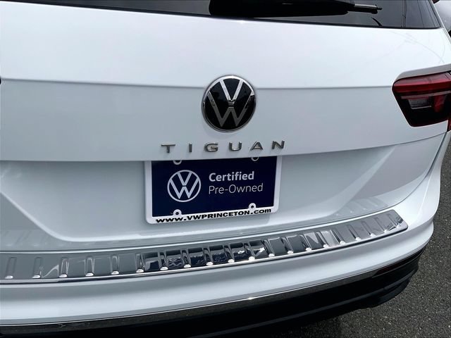 Certified 2023 Volkswagen Tiguan S FWD image 18