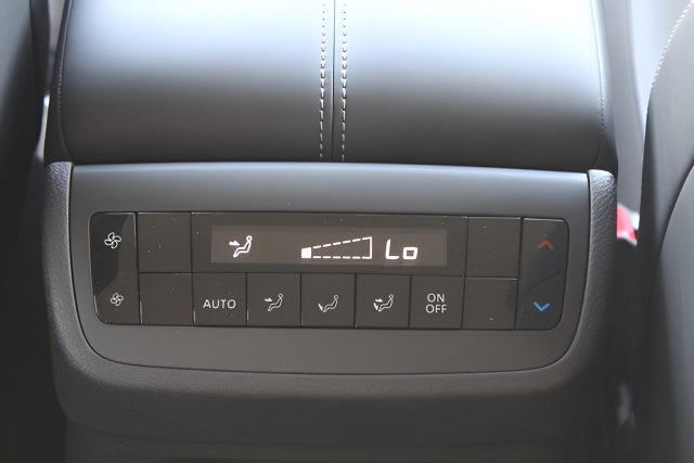 New 2026 Nissan Pathfinder SL AWD/4WD image 18
