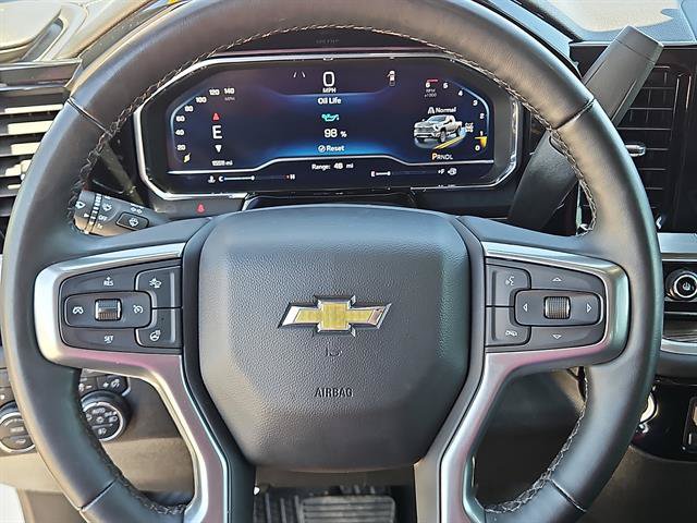 Used 2025 Chevrolet Silverado 2500 LT w/ Convenience Package AWD/4WD image 16