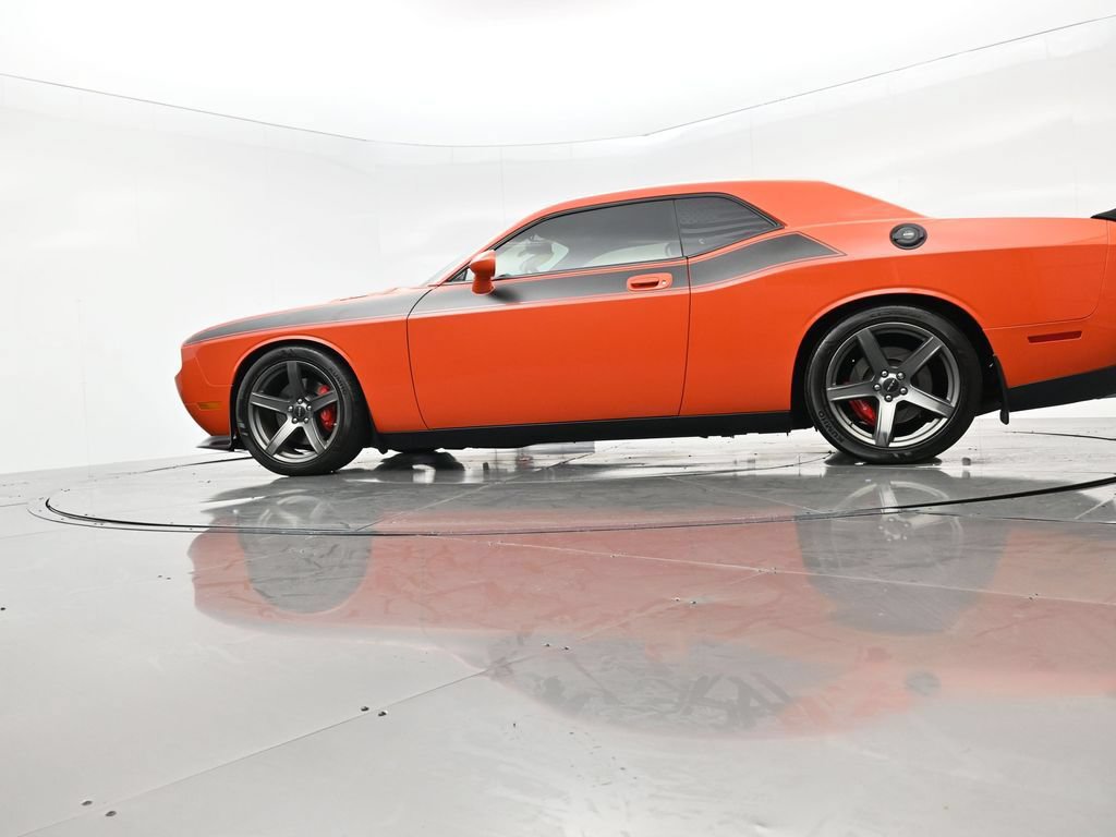 Used 2009 Dodge Challenger SRT8 RWD image 42
