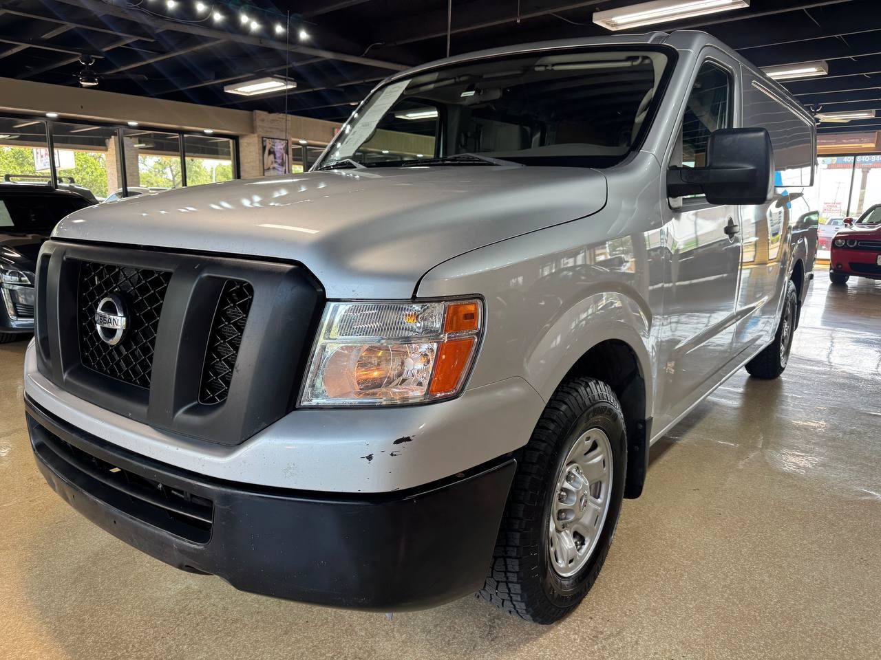 Used 2017 Nissan NV 1500 SV RWD image 3