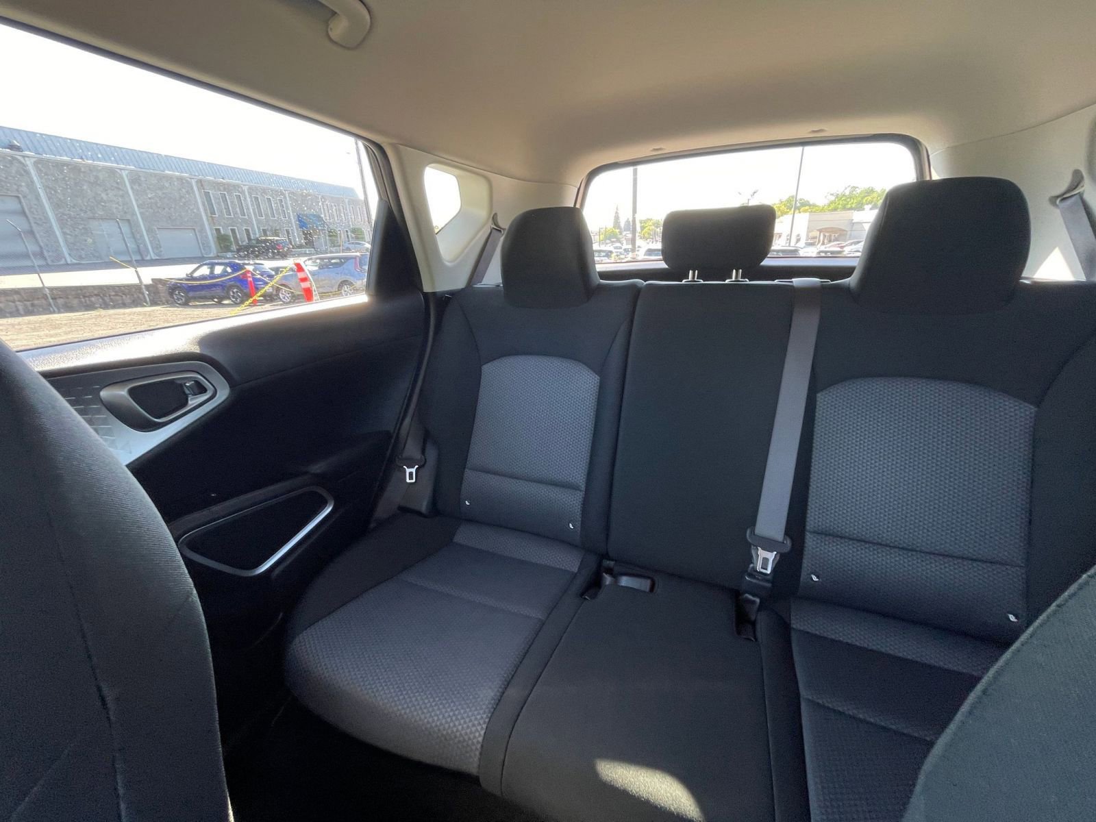 Used 2025 Kia Soul LX w/ LX Technology Package image 37