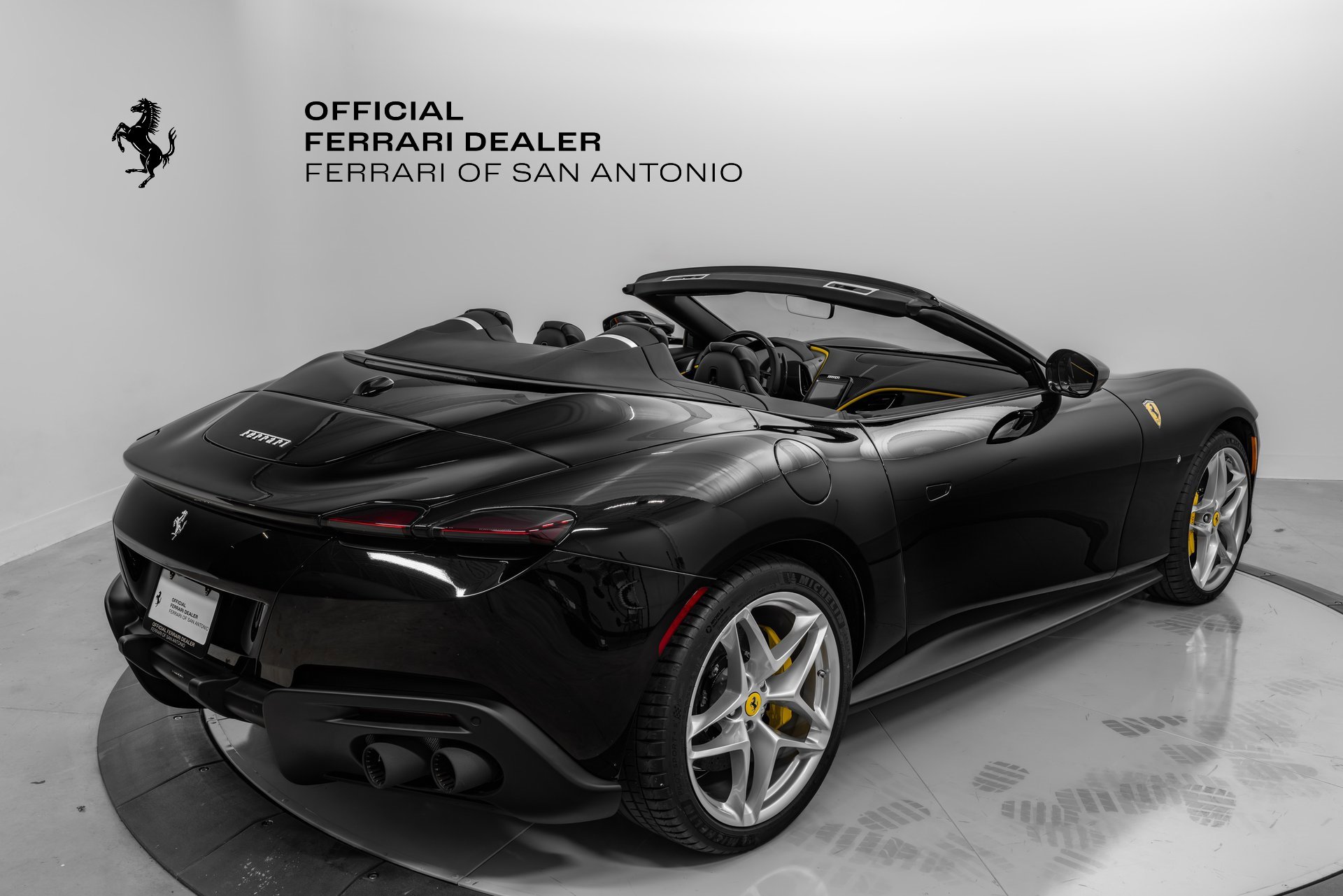 Certified 2025 Ferrari Roma Spider image 10