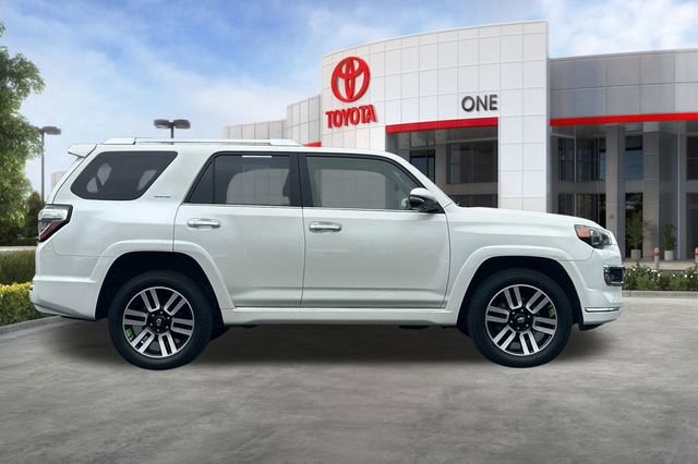 Used 2023 Toyota 4Runner Limited AWD/4WD image 3