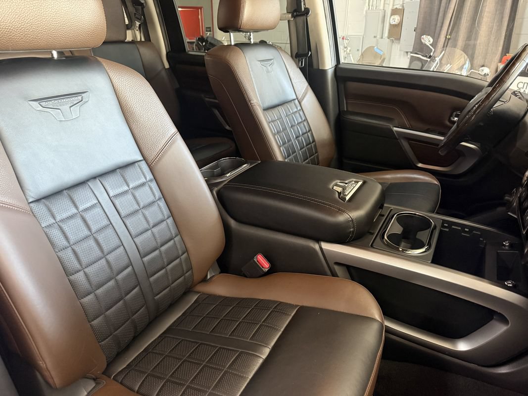 Used 2018 Nissan Titan XD AWD/4WD image 21