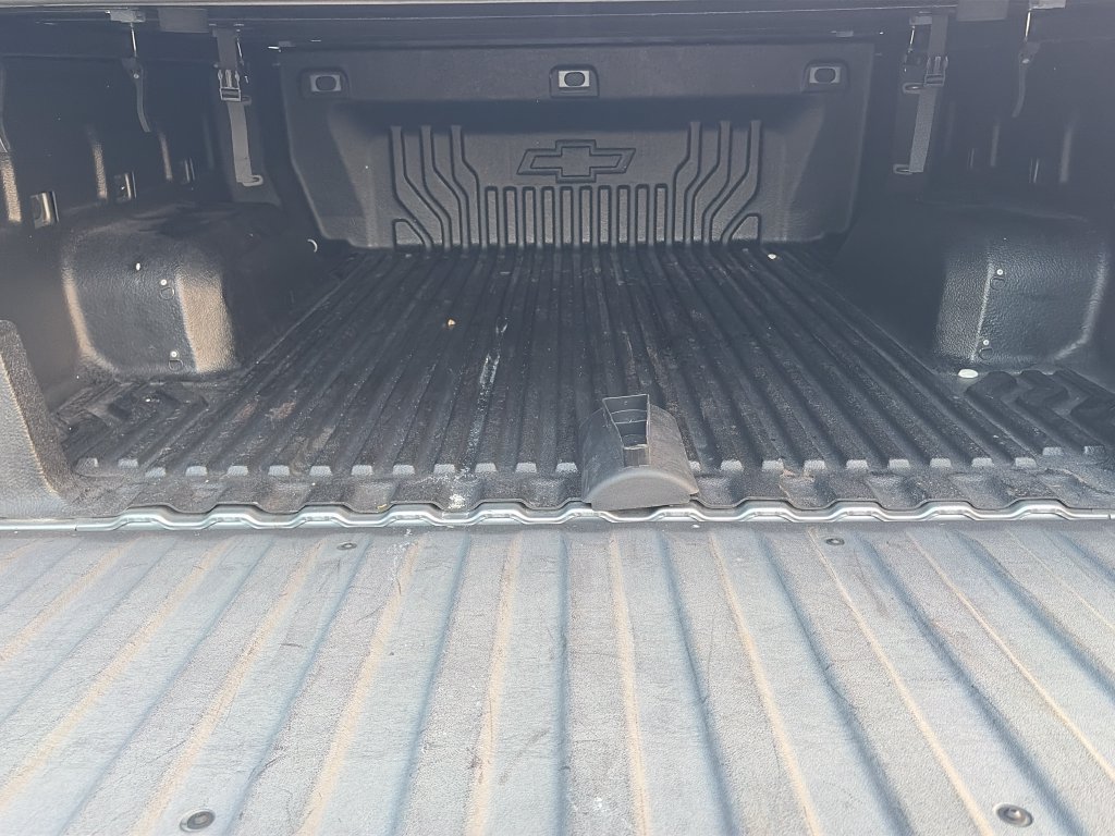 Used 2024 Chevrolet Silverado 1500 Custom w/ Turbomax Blackout Package RWD image 32