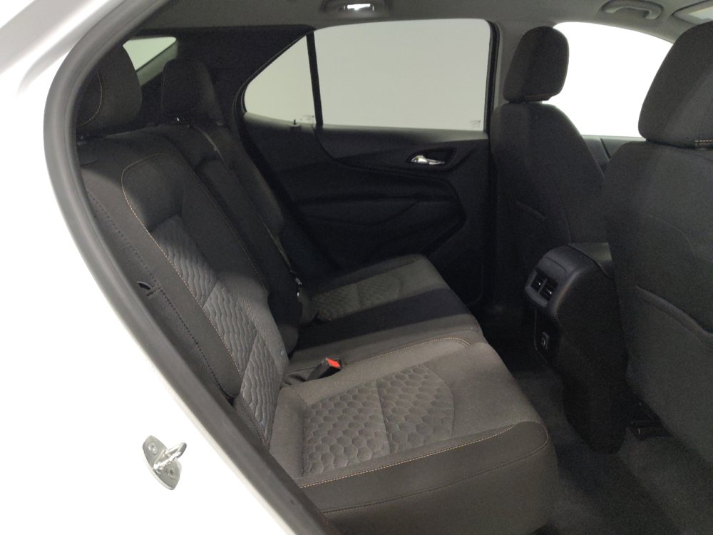 Used 2021 Chevrolet Equinox LT w/ Driver Convenience Package image 19
