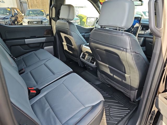 Used 2023 Ford F150 Lightning Lariat image 11