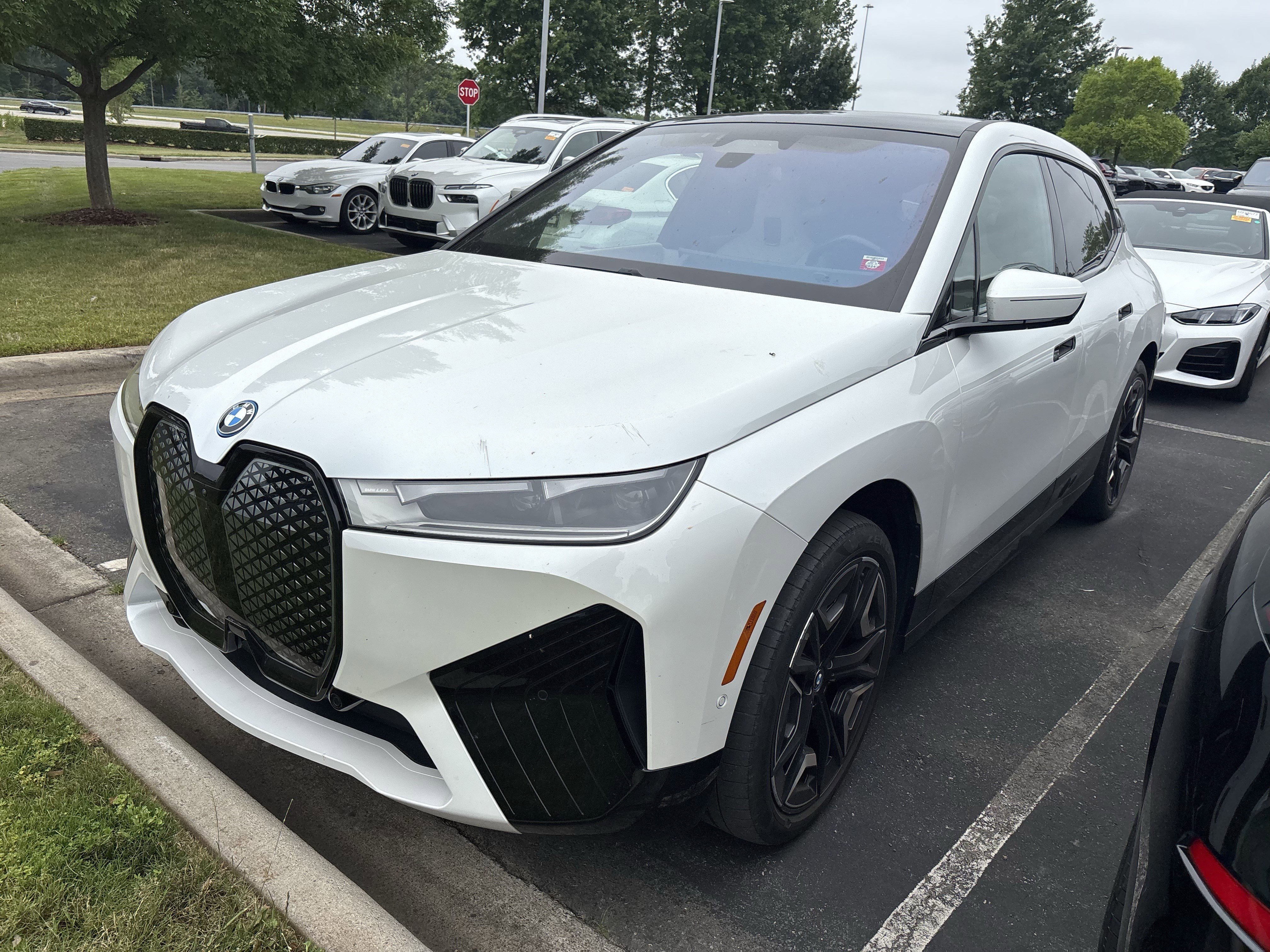 Certified 2024 BMW iX xDrive50 w/ Premium Package AWD/4WD image 13